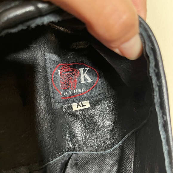 IK Black Leather Motorcycle Chaps - Picture 6 of 7